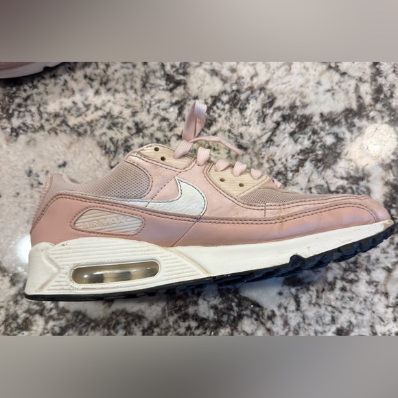 Pink Nike Air Max Size Women’s 9.5 - Picture 3 of 8